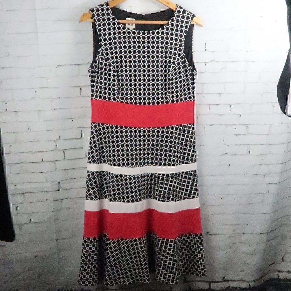 ANNE KLEIN BLACK & WHITE WITH PINK STRIPES SLEEVELESS SWING/FIT & FLARE DRESS
